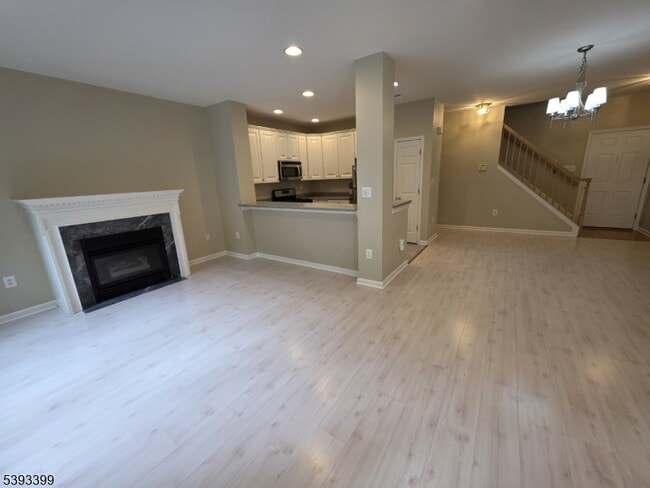 Building Photo - 228 Riverwalk Way