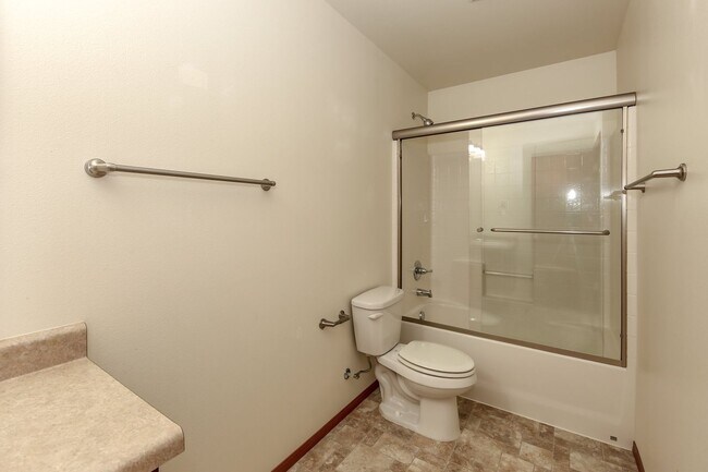 Building Photo - Spacious 4-Bedroom DuPont Home with AC