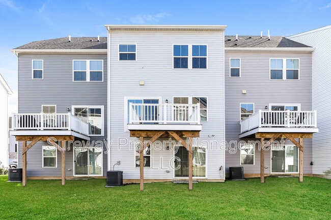 Building Photo - 12 Kohlmyer Dr