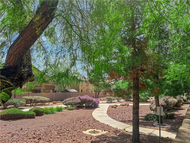 Building Photo - 6236 Halstead Ct