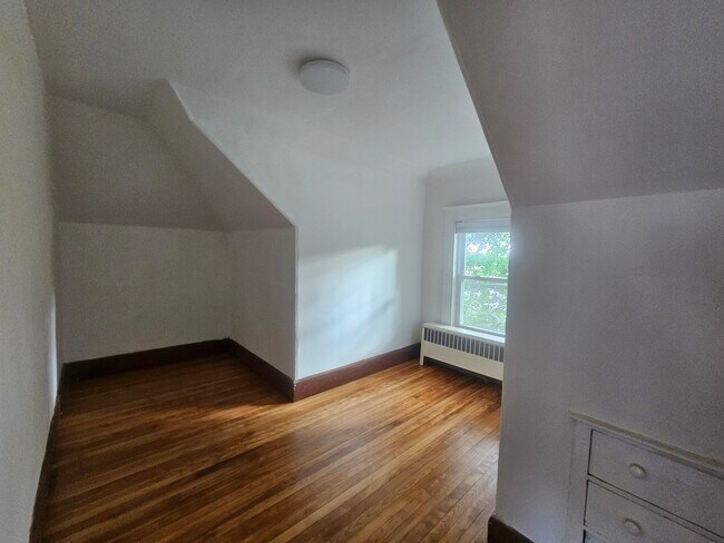 Building Photo - 436 Waverley Oaks Rd