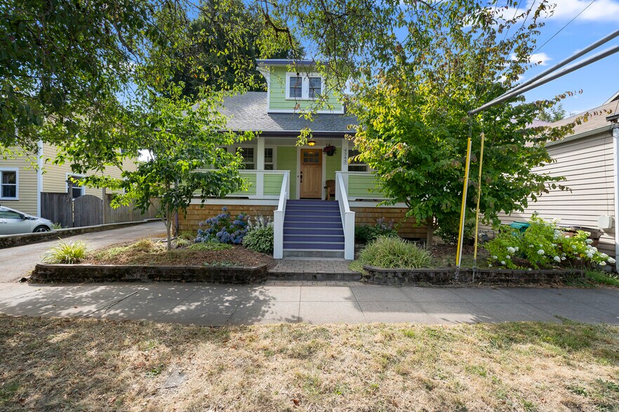 Primary Photo - 4343 SE 37th Ave