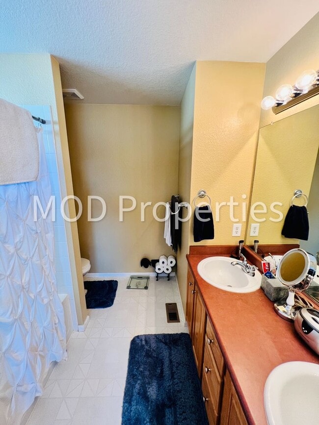 Building Photo - $0 DEPOSIT OPTION. GREEN VALLEY RANCH, CORNER LOT, BIG DECK, LOFT, STAINLESS APPLIANCES!