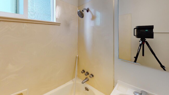 Building Photo - 1237 Monte Vista Pl