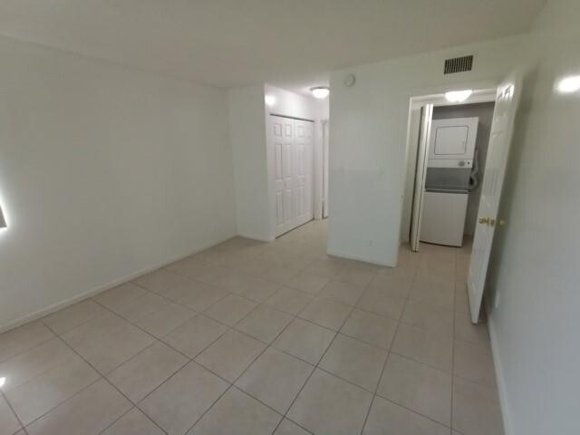 Building Photo - 631 Lyons Rd