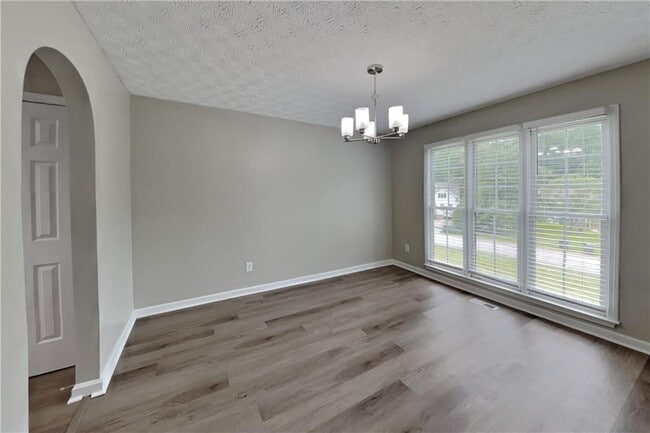 Building Photo - 170 Sterling Dr