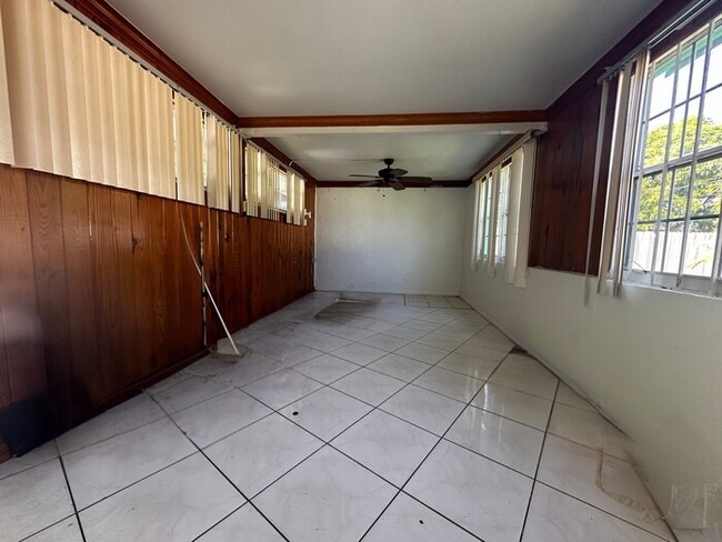 Building Photo - A charming home features 3 spacious bedroo...