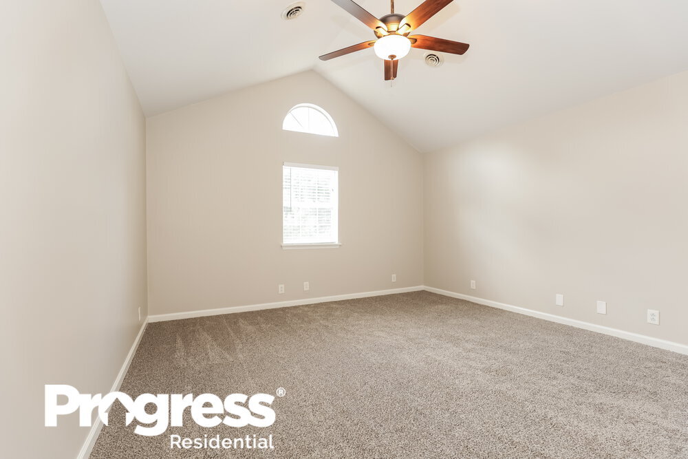 Building Photo - 3049 Brantley Dr