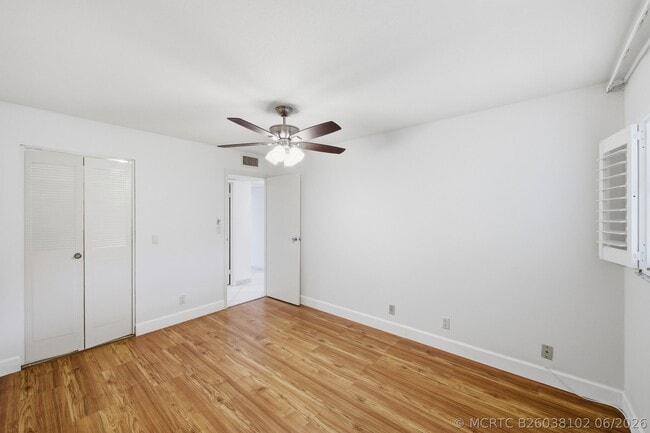 Building Photo - 28 Seville Dr