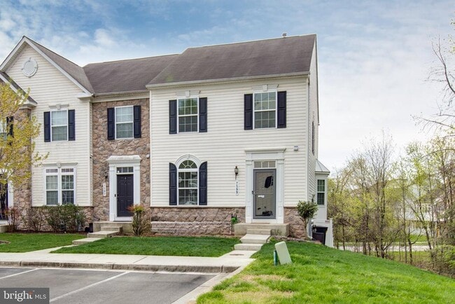 Building Photo - 7599 Taunton Ct