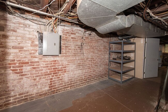 Building Photo - NORWOOD-  UNIT #1, 2+ bedroom 1.5 BATH W/ GARAGE /OVERSIZED YARD/DECK