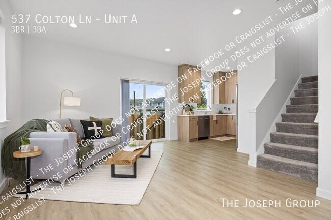 Building Photo - 537 Colton Ln