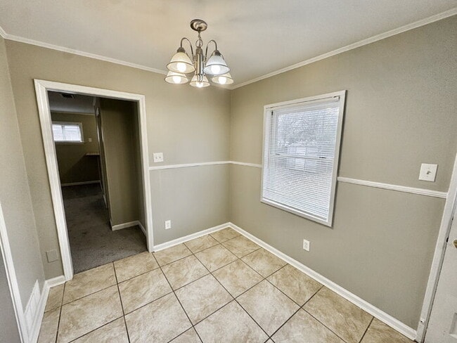 Building Photo - 4555 Willow Rd