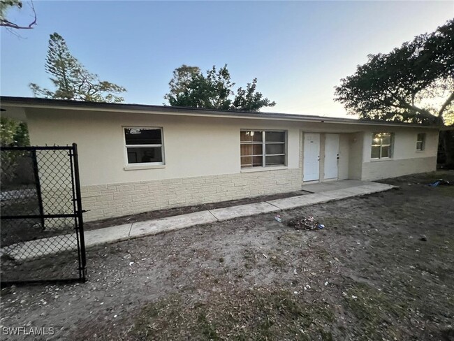 Building Photo - 5512 Eighth Ave