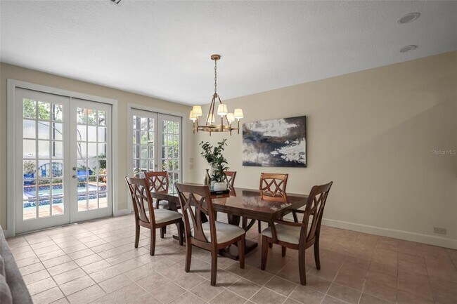 Building Photo - 4941 Bayshore Blvd