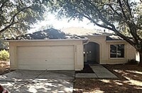 Building Photo - 3004 Summer House Dr