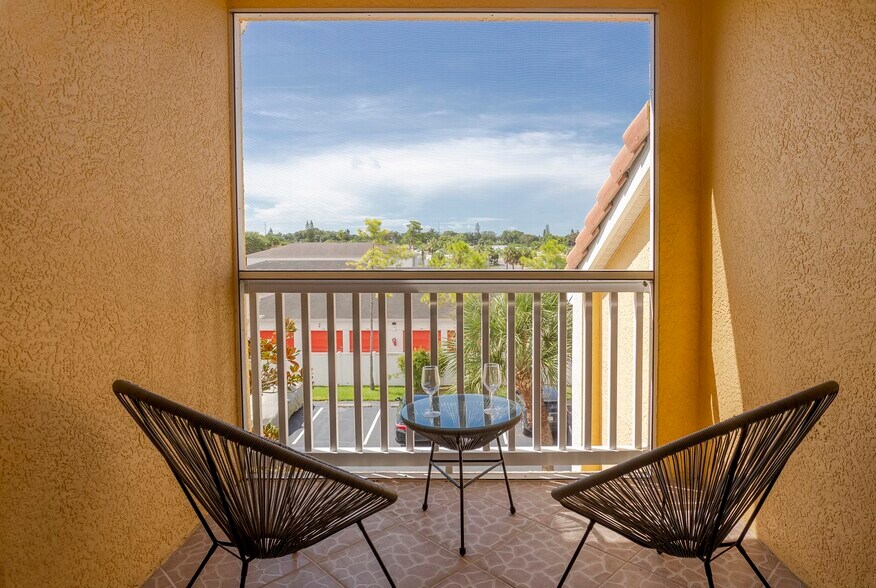 Building Photo - 10764 70th Ave