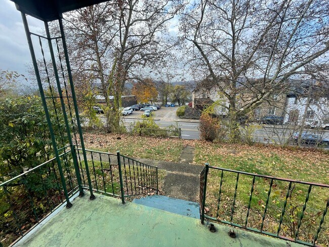 Building Photo - 803 Ohio River Blvd