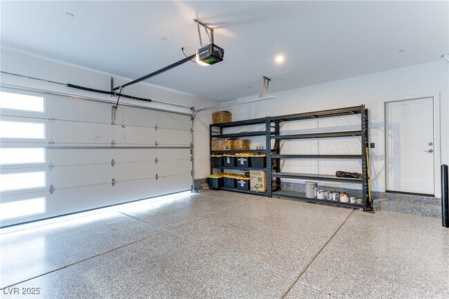 Building Photo - 214 Abbey Hill St