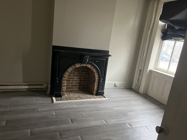 Building Photo - 249 E PHILADELPHIA ST