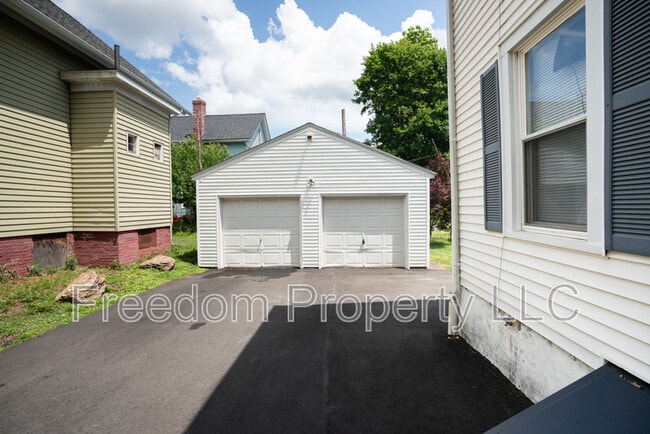 Building Photo - 57 Germania St