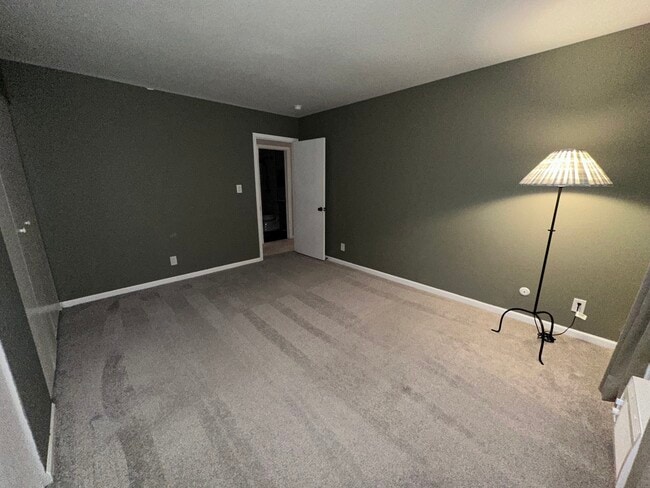 Building Photo - 2600 Light Road