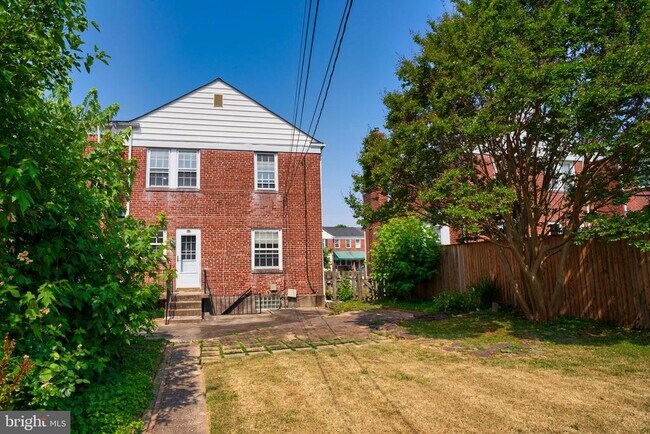 Building Photo - 1738 Glen Ridge Rd
