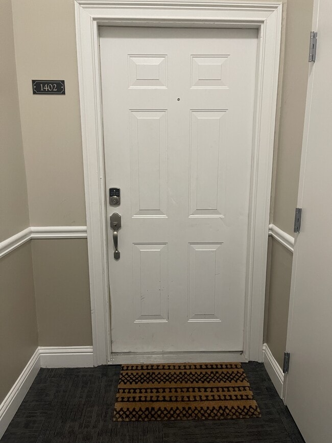 Building Photo - 1965 Nocturne Dr