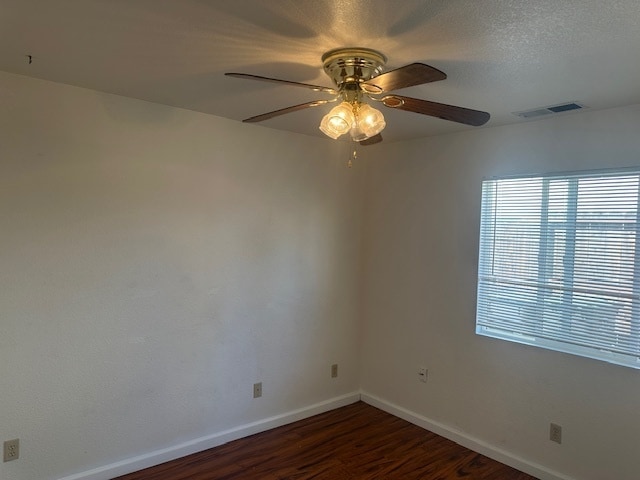 Building Photo - Weston Ranch 4 Bedroom 3 Bathroom Home