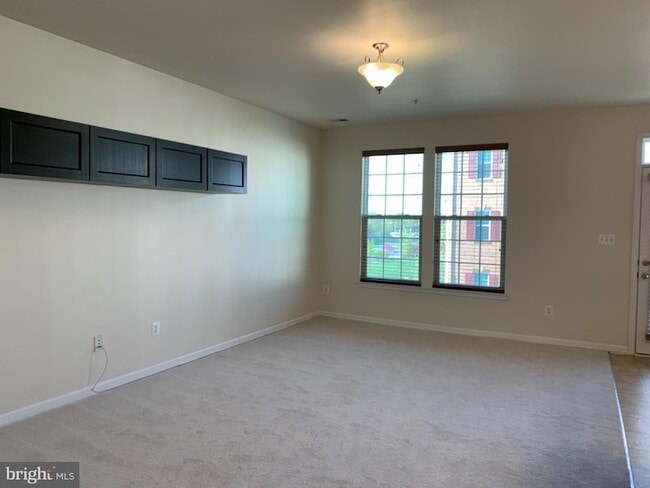 Building Photo - 21564 Romans Dr