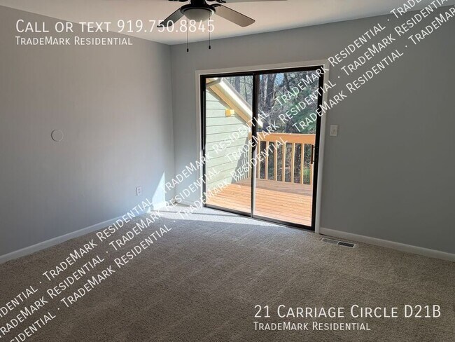 Building Photo - 21 A Carriage Cir