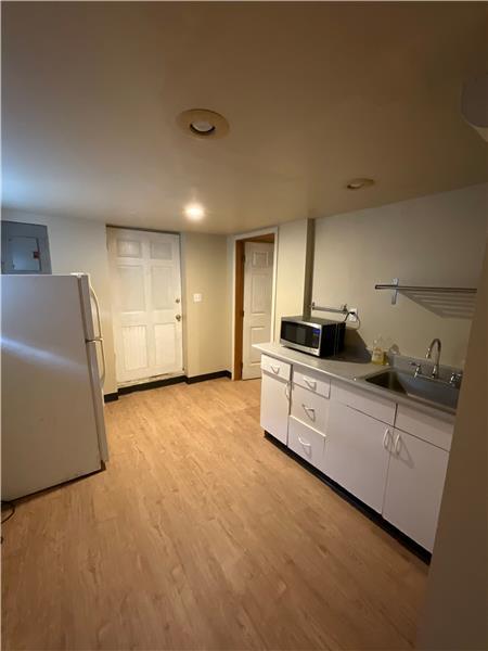 Building Photo - 342 NW 49th St