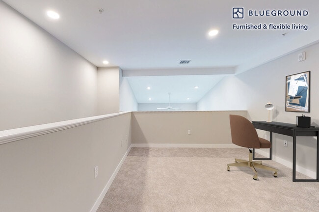 Building Photo - 155 Lenox St