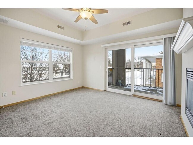 Building Photo - 1505 5th St N