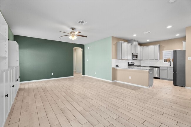 Building Photo - 24717 Teton Holw Trl