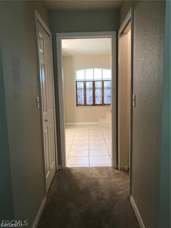 Building Photo - 1139 SW 43rd St