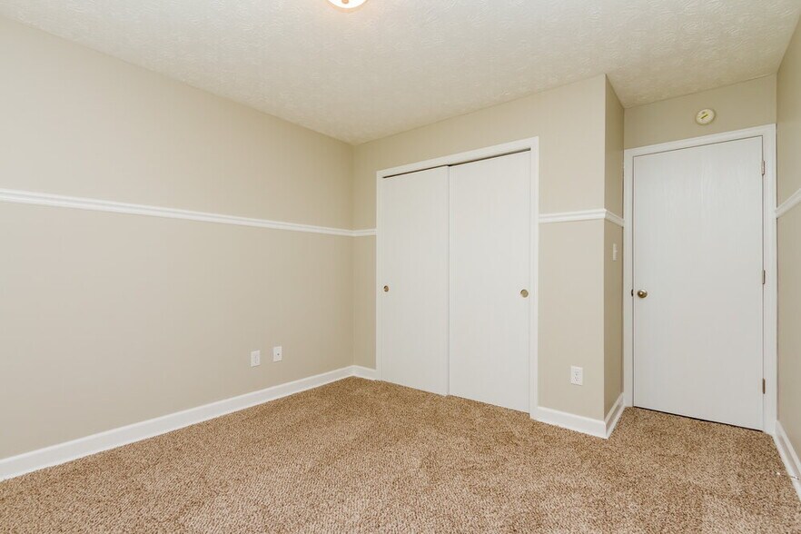 Building Photo - 148 Meadow Glen Dr