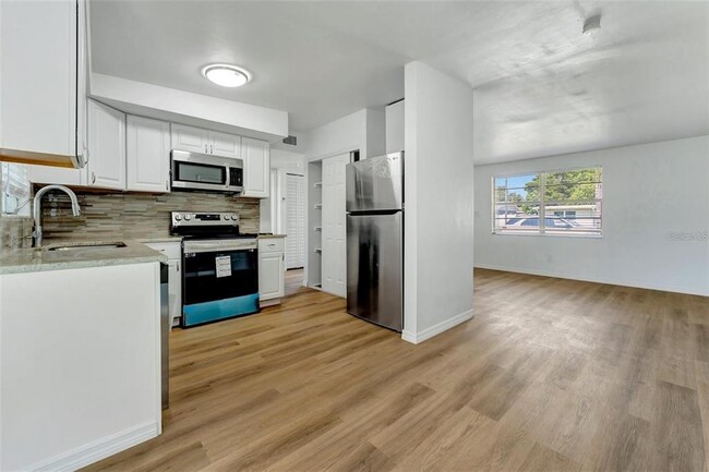 Building Photo - 11134 Harding Dr
