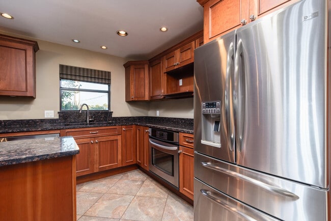 Building Photo - 202 Snug Harbour Dr