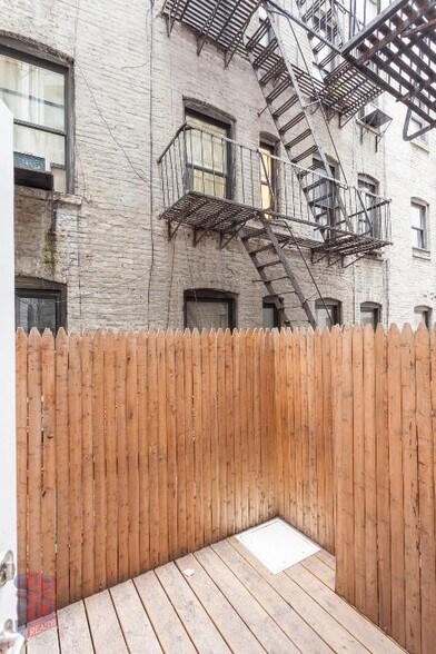 Building Photo - 416 East 13 (1st Ave & Ave A), #2C