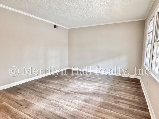 Building Photo - 122 Jefferson Pl