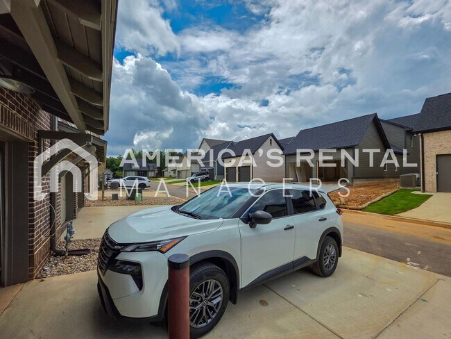 Building Photo - 4422 Foxcote Ln