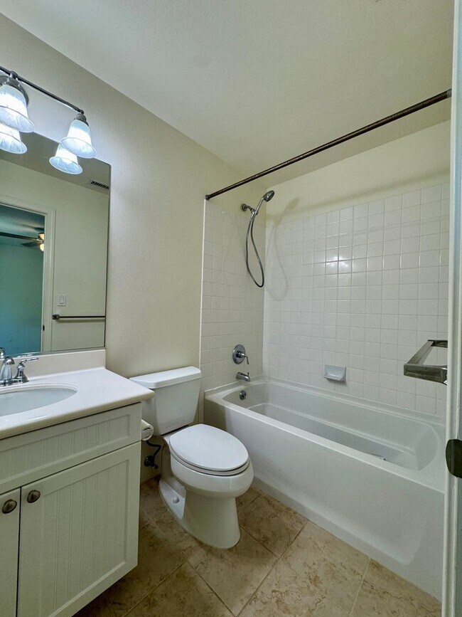 Building Photo - 91-1371-1371 Keoneula Blvd