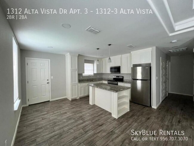 Building Photo - 1312 Alta Vista Dr