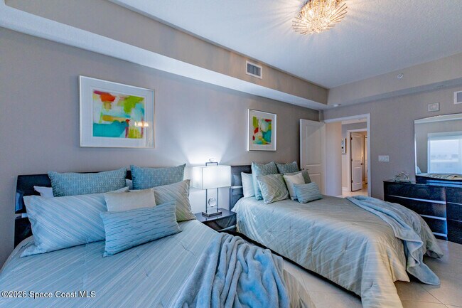 Building Photo - 1025 Jimmy Buffett Mem Hwy