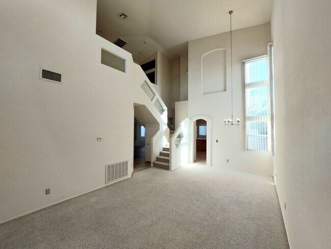 Building Photo - GREEN VALLEY RANCH