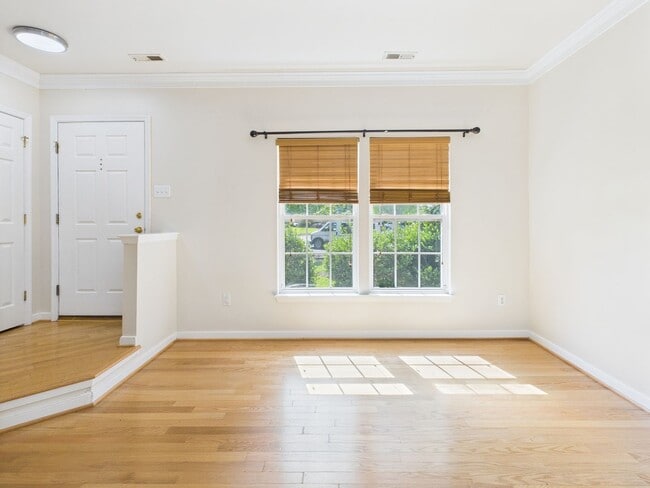 Building Photo - 2517 Mountain Ash Cir