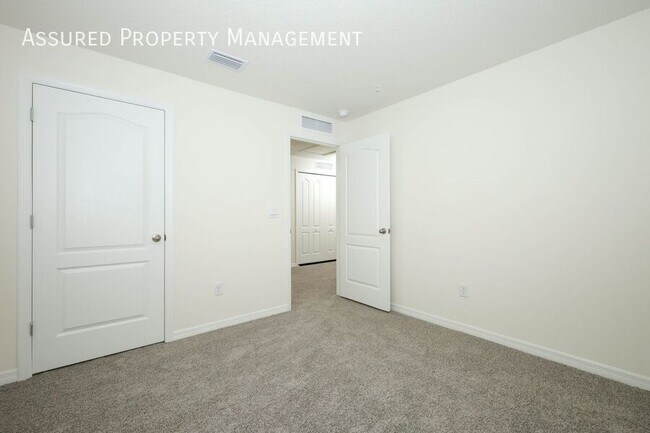 Building Photo - 2712 Gouda Dr
