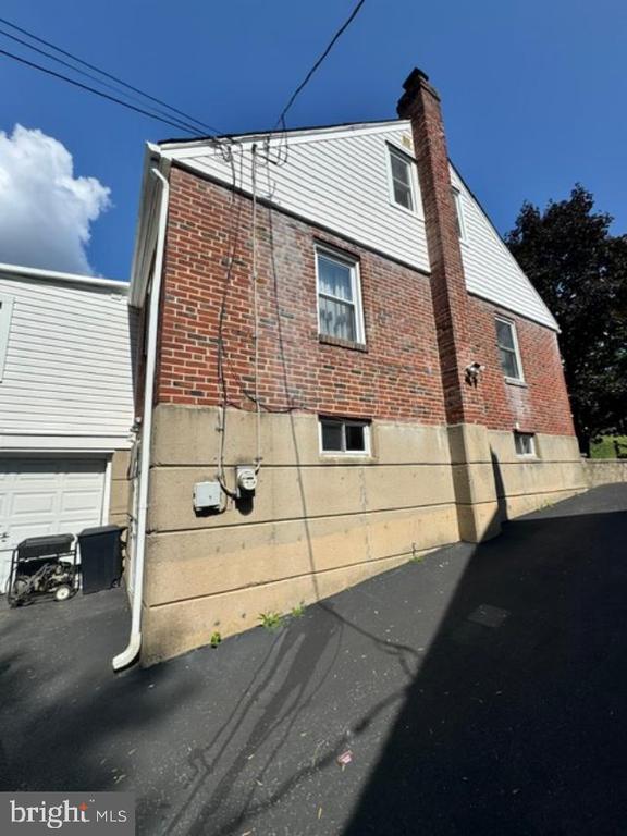 Building Photo - 154 Wyndmoor Rd