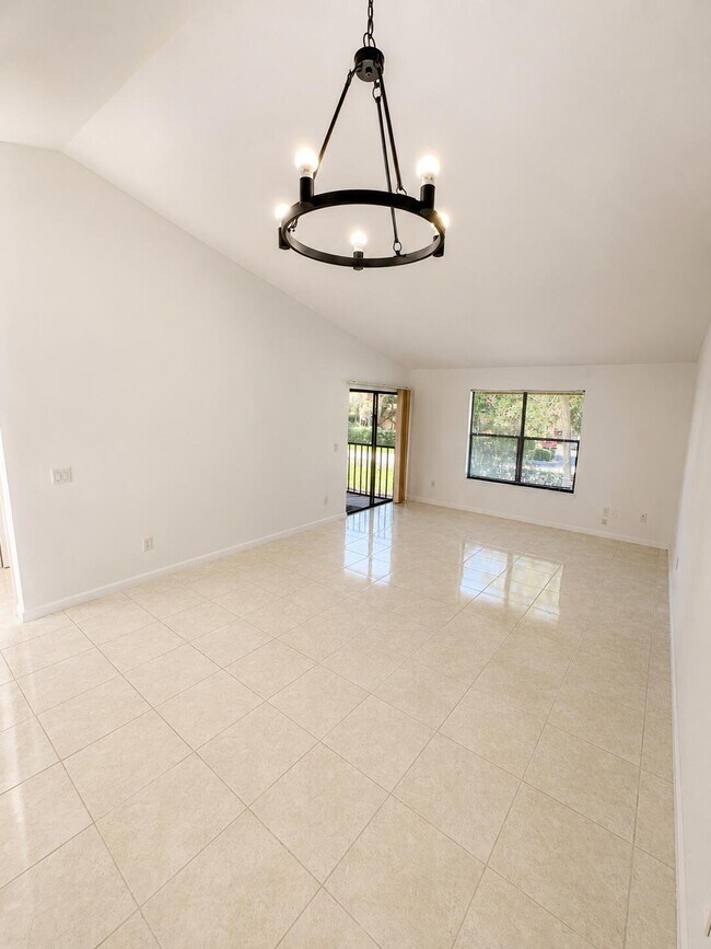 Building Photo - 12969 Pennypacker Trail
